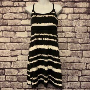 Lola Black & White Fit & Flare Dress Size S